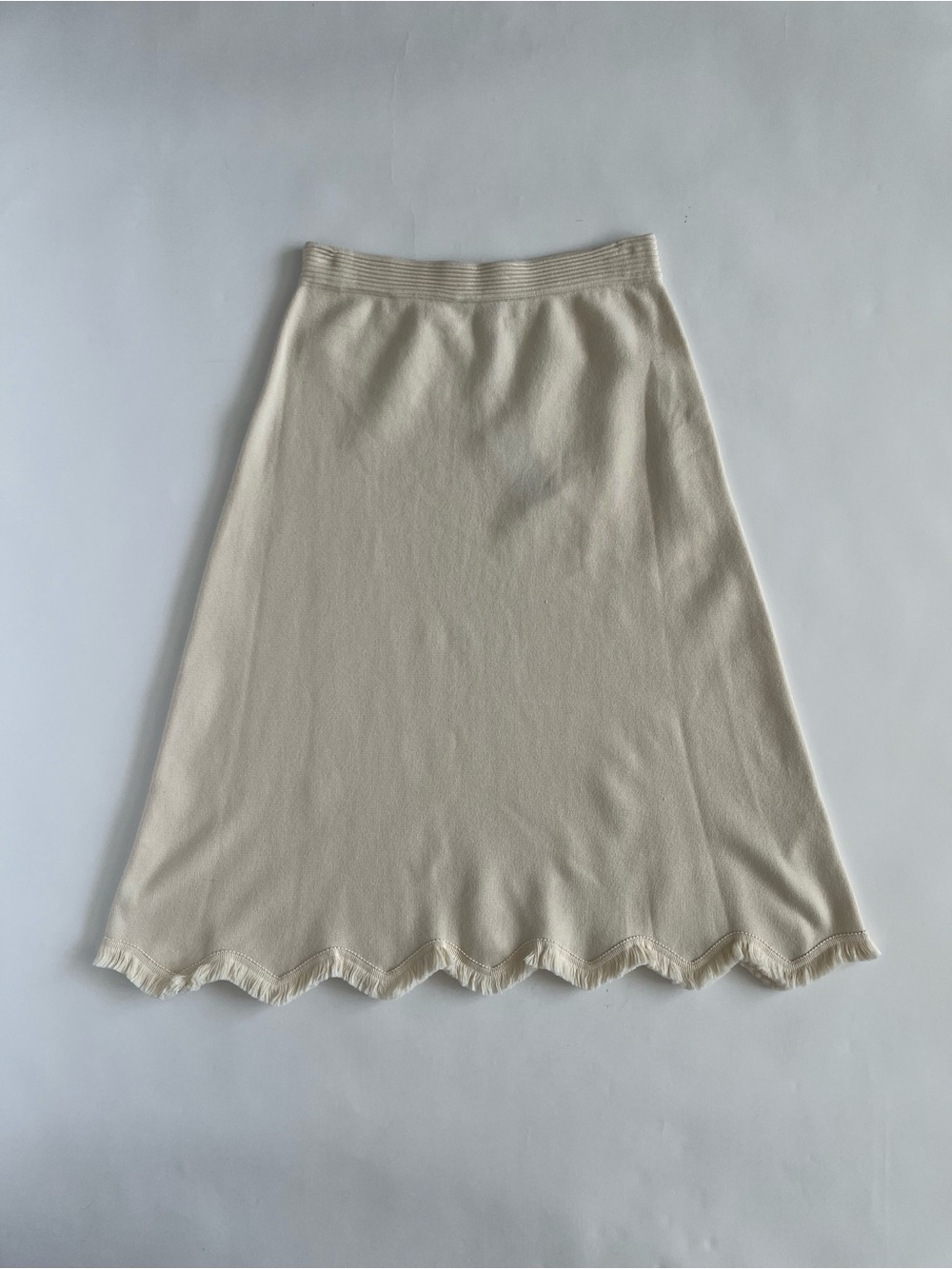 NWT Adrianna Papell Cream A-Line Knit Skirt with Scalloped Fringe Hem